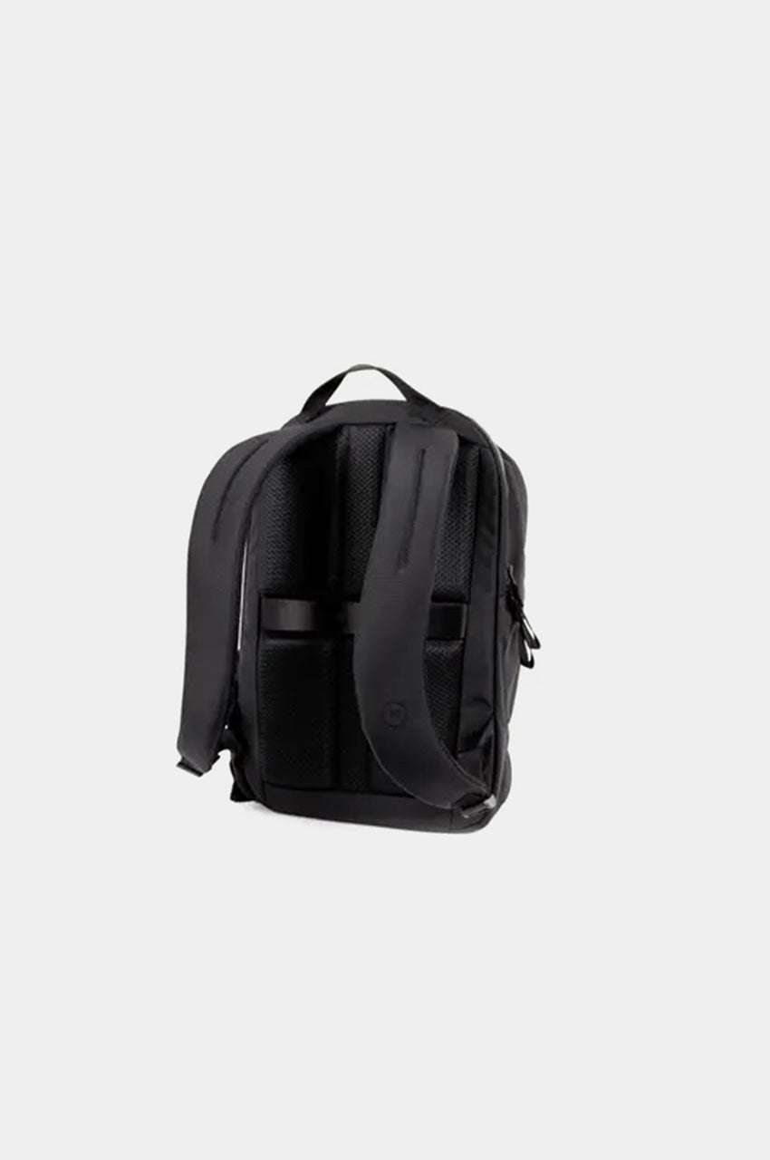 Moment Everything Backpack 17L - Black