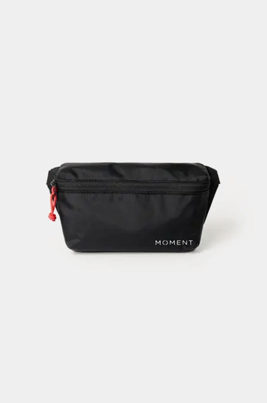 Moment Mini Fanny Sling 1L - Black