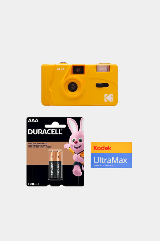 Cámara M35 Amarilla + Ultramax 36 exp + Pilas AAA