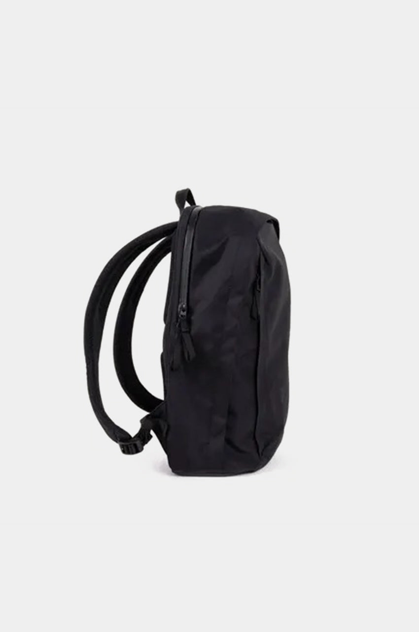 Moment Everything Backpack 21L Overnight - Black