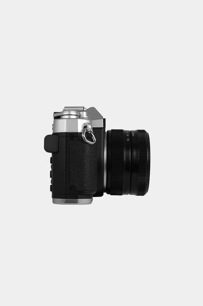 YASHICA FX-D 100