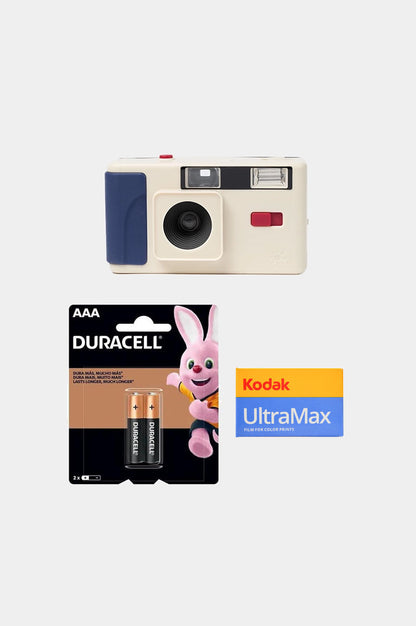 Cámara Long Weekend Cream Multi + Ultramax 36 exp + Pilas AAA