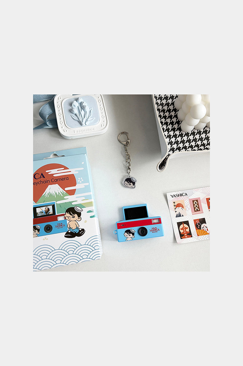YASHICA Funtastic Keychain Camera