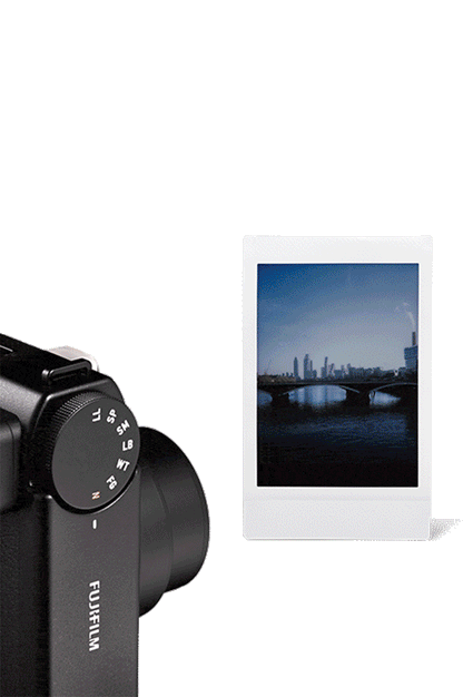 Cámara Instax Mini 99 Black