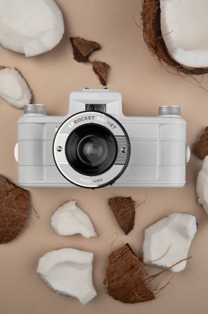 Sprocket Rocket 35 mm Cámara Panorámica Coconut Edition